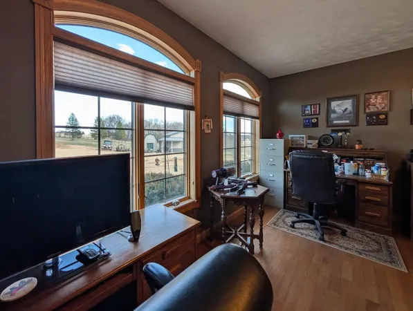 $780,000 | 2321 365th Avenue, Montevideo, MN 56265