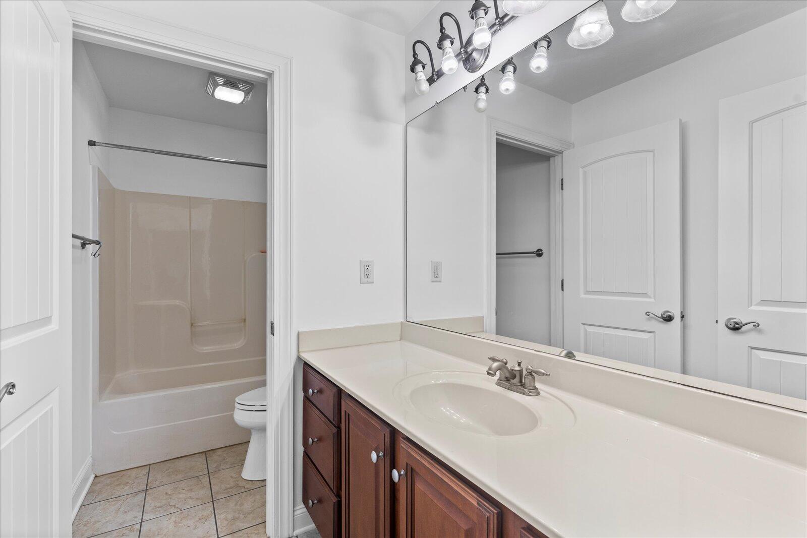 5396 Mandarin Circle Hixson, TN 37343 - Photo 31 of 54 60-DSC00238