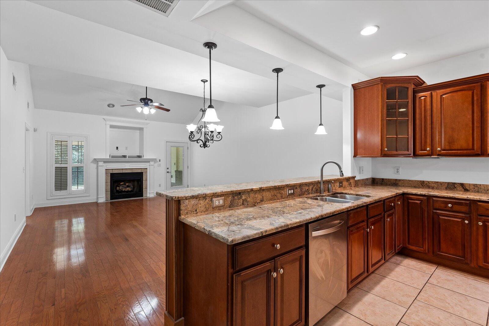5396 Mandarin Circle Hixson, TN 37343 - Photo 5 of 54 04-5396 Mandarin Cir-4