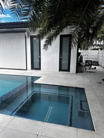 $8,500 | 14680 Southwest 17th Street, Miami, FL 33175