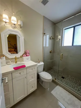 $8,500 | 14680 Southwest 17th Street, Miami, FL 33175