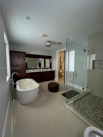 $8,500 | 14680 Southwest 17th Street, Miami, FL 33175