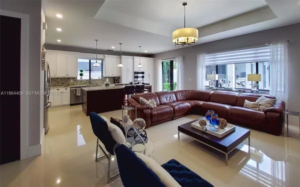 $8,500 | 14680 Southwest 17th Street, Miami, FL 33175