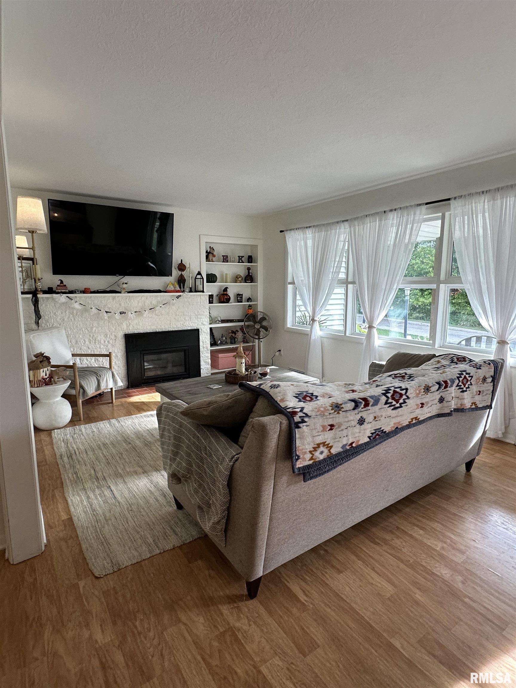 Gallery Image 6
