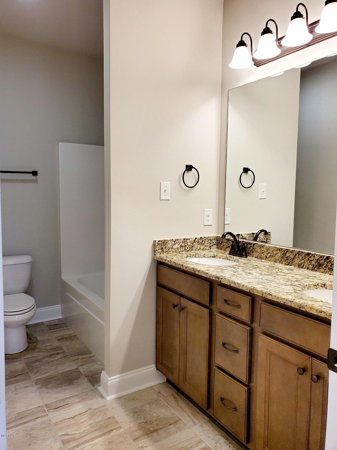 14513 North Swan Road Gulfport, MS 39503 - Photo 12 of 16 12