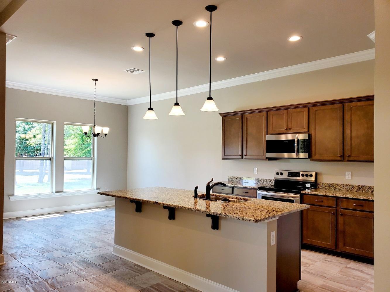 14513 North Swan Road Gulfport, MS 39503 - Photo 8 of 16 8