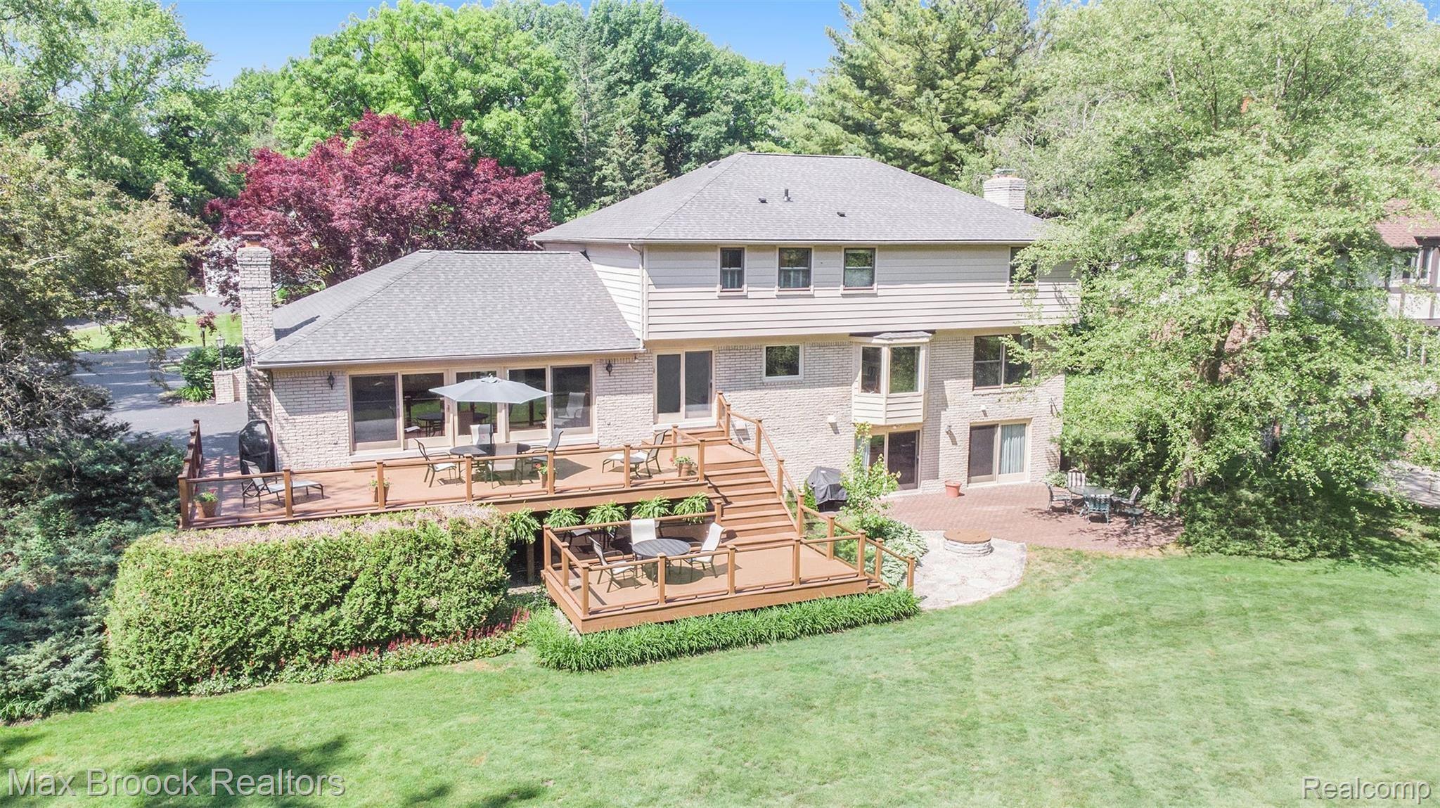 582 Overbrook Road Bloomfield Hills, MI 48302 - Photo 50 of 56 DJI_0958.jpg
