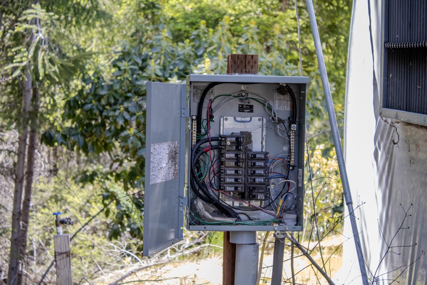 5734 Wilder Road Georgetown, CA 95634 - Photo 65 of 93 a front view of a house with garden