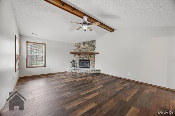 $239,900 | 13830 Sunflower Lane, Plato, MO 65552