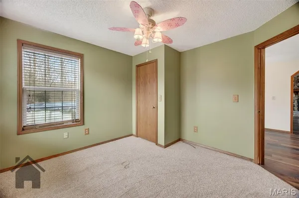 $239,900 | 13830 Sunflower Lane, Plato, MO 65552