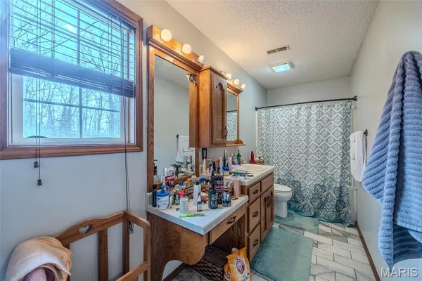 $239,900 | 13830 Sunflower Lane, Plato, MO 65552