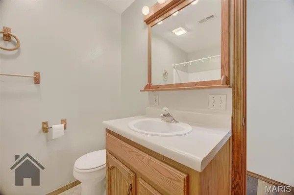 $239,900 | 13830 Sunflower Lane, Plato, MO 65552