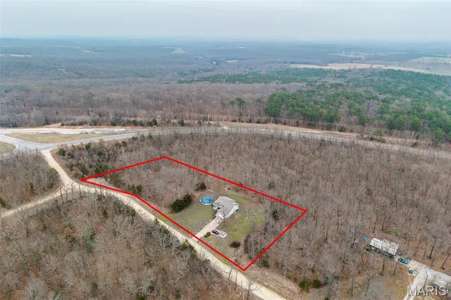 $239,900 | 13830 Sunflower Lane, Plato, MO 65552