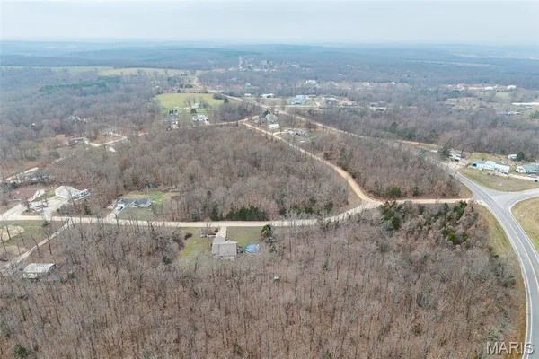 $239,900 | 13830 Sunflower Lane, Plato, MO 65552