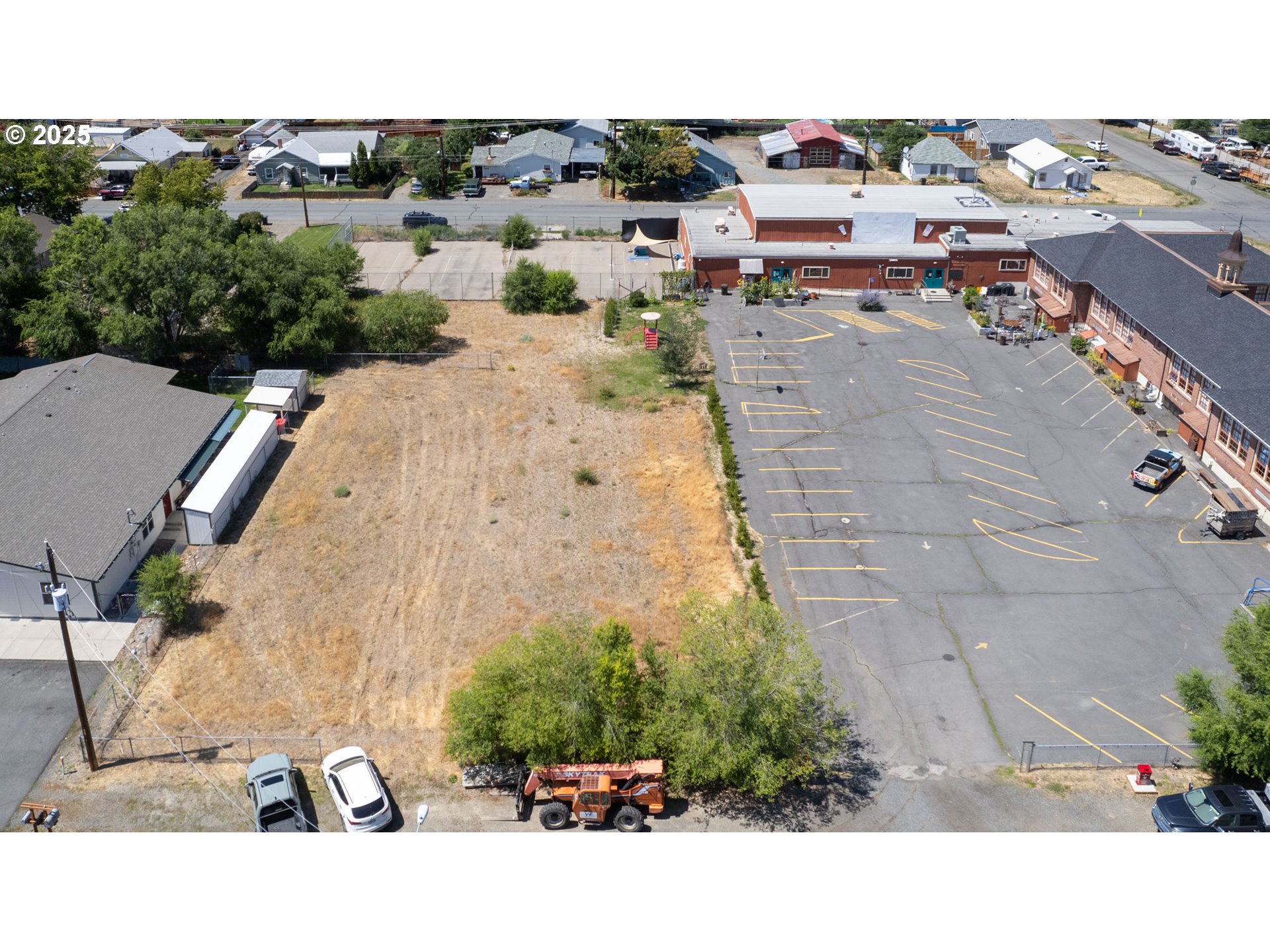 0 16th Street, Unit 2 Baker City, OR 97814 - Photo 2 of 6 a picture of city view