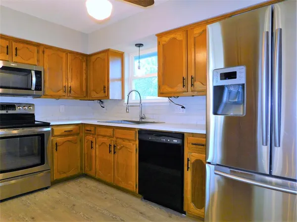 $1,995 | 2512 Chaparral Court, Denton, TX 76209