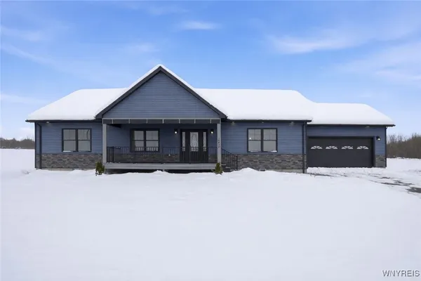 $569,900 | 10454 Gillate Road, Alexander, NY 14005