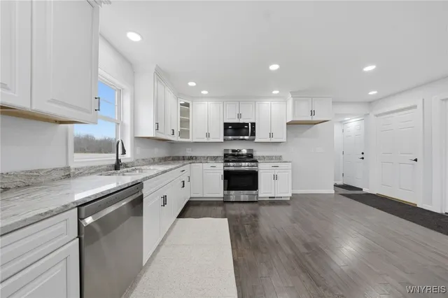 $575,000 | 10454 Gillate Road, Alexander, NY 14005