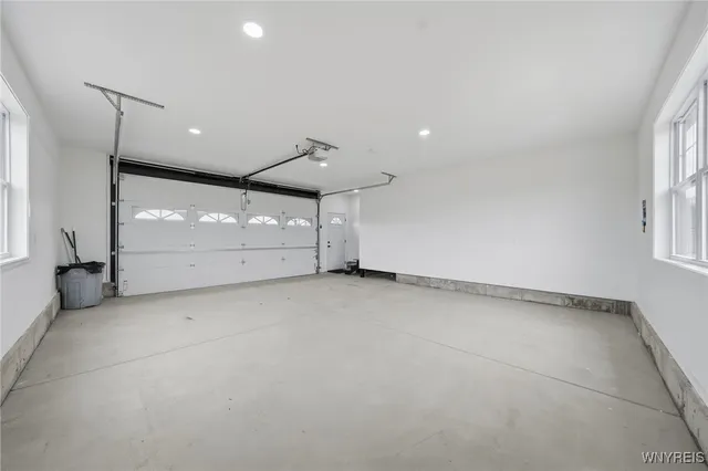 $575,000 | 10454 Gillate Road, Alexander, NY 14005