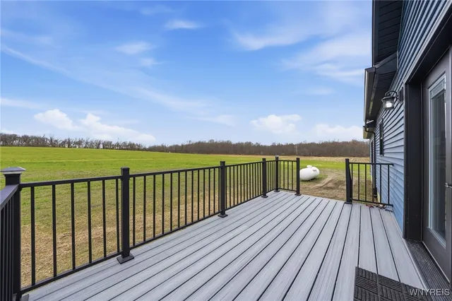 $575,000 | 10454 Gillate Road, Alexander, NY 14005