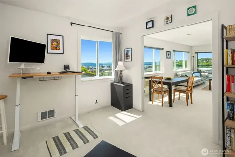 $610,000 | 2040 13th Avenue West, Unit 33, Seattle, WA 98119