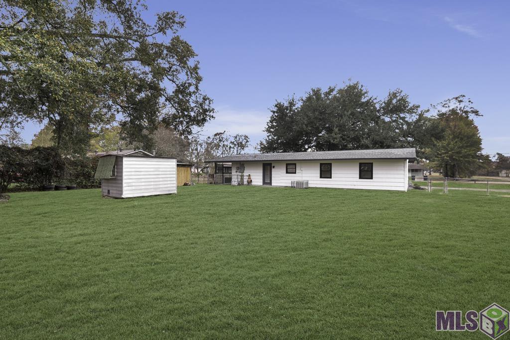8772 Gail Drive Baton Rouge, LA 70809 - Photo 7 of 22