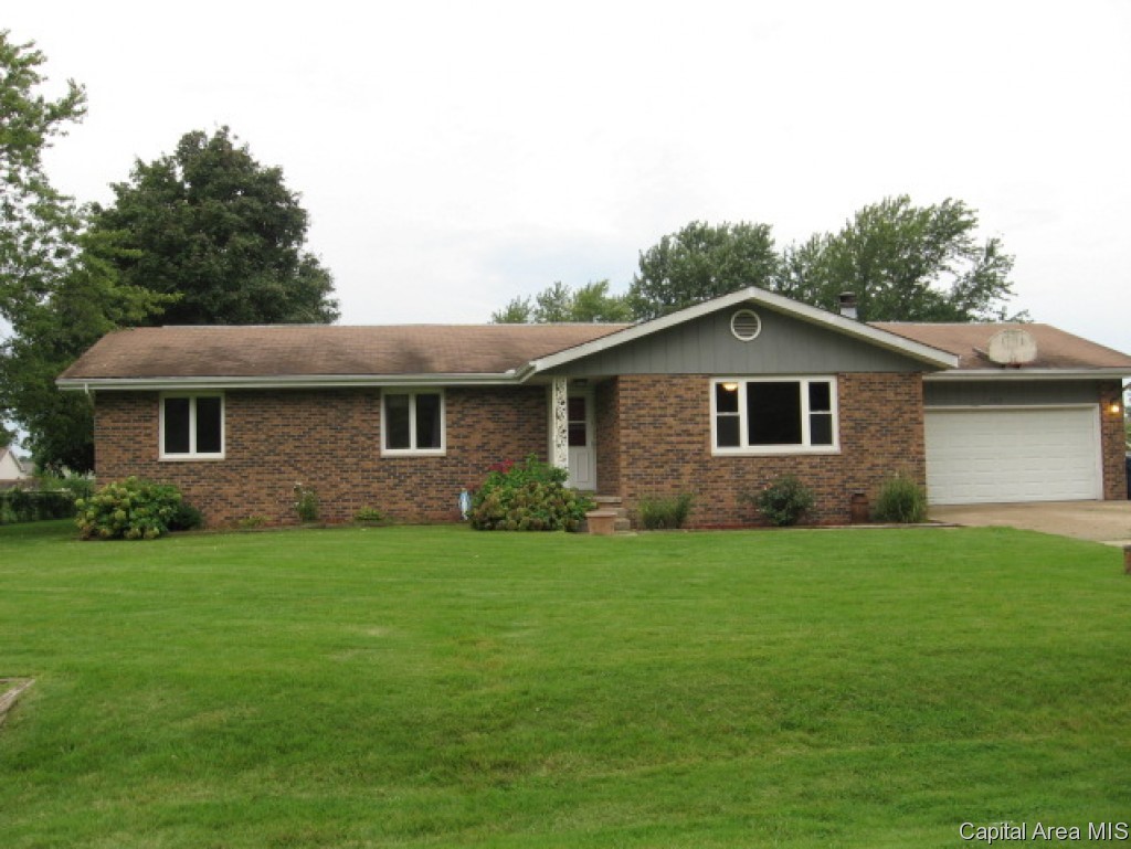 705 Allen Drive Athens, IL 62613 - Photo 35 of 36 Gallery Image 35