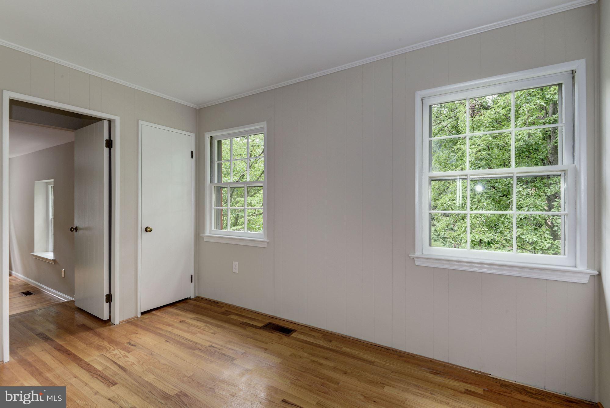 11813 Gregerscroft Road Potomac, MD 20854 - Photo 21 of 30 Bedroom