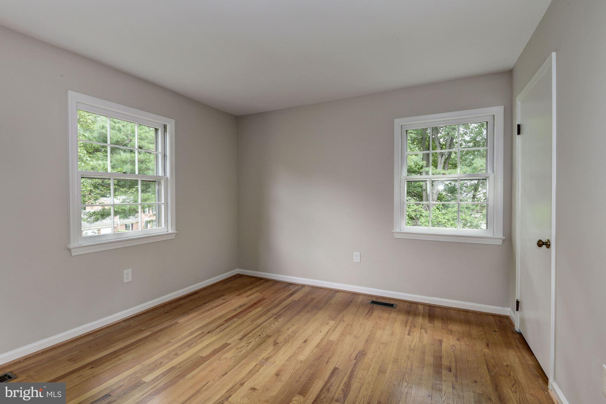 11813 Gregerscroft Road Potomac, MD 20854 - Photo 22 of 30 Bedroom