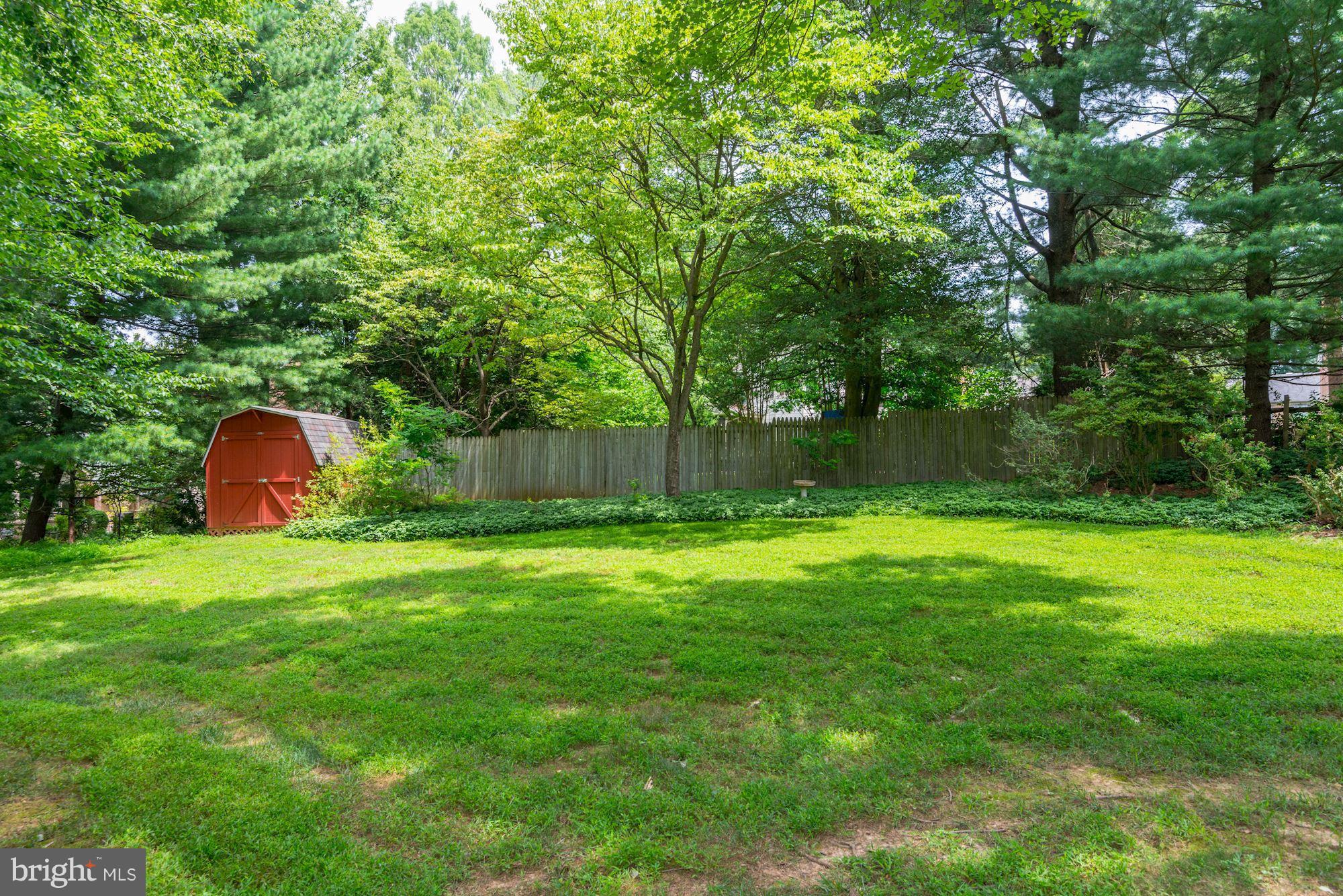 11813 Gregerscroft Road Potomac, MD 20854 - Photo 28 of 30 Exterior (General)