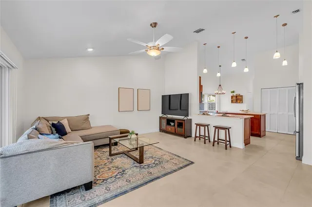 $1,074,999 | 3605 Southwest 23rd Street, Delray Beach, FL 33445