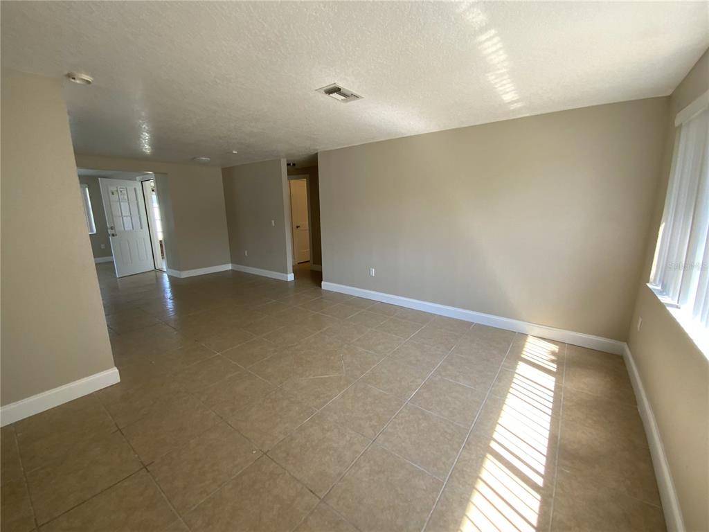 4625 Compass Court New Port Richey, FL 34652 - Photo 3 of 25 Gallery Image 3