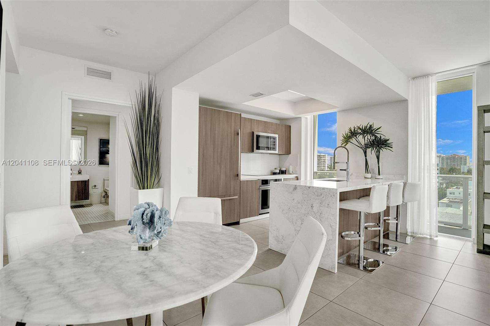401 North Birch Road, Unit 715 Fort Lauderdale, FL 33304 - Photo 2 of 48