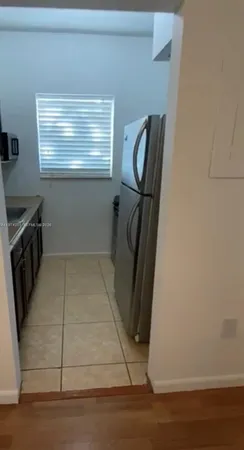 $1,600 | 1455 Michigan Avenue, Unit 5, Miami Beach, FL 33139