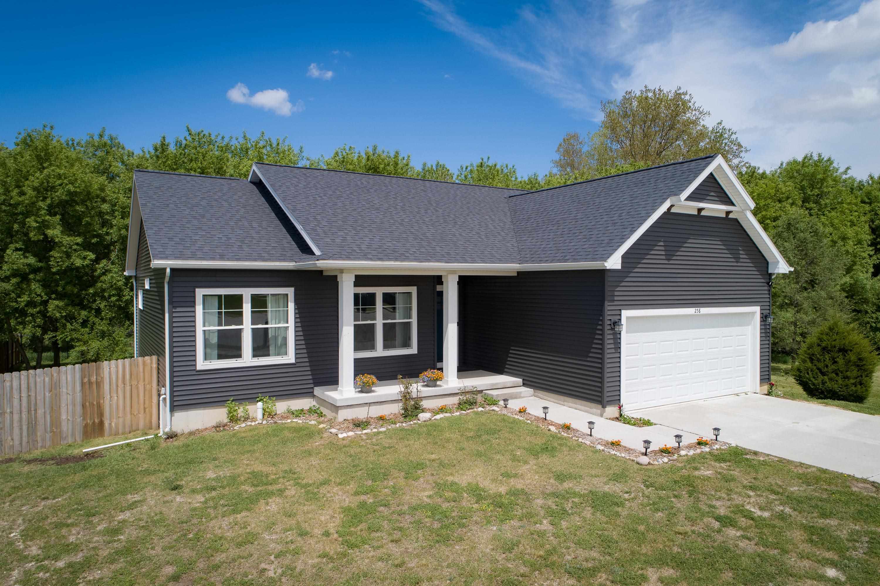 258 Ruby Court Alma, MI 48801 - Photo 2 of 57