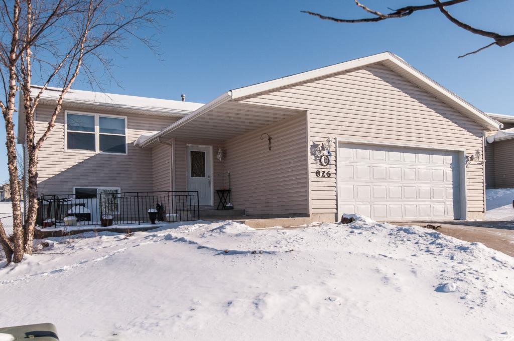 826 50th Avenue Northwest Rochester, MN 55901 - Photo 1 of 1