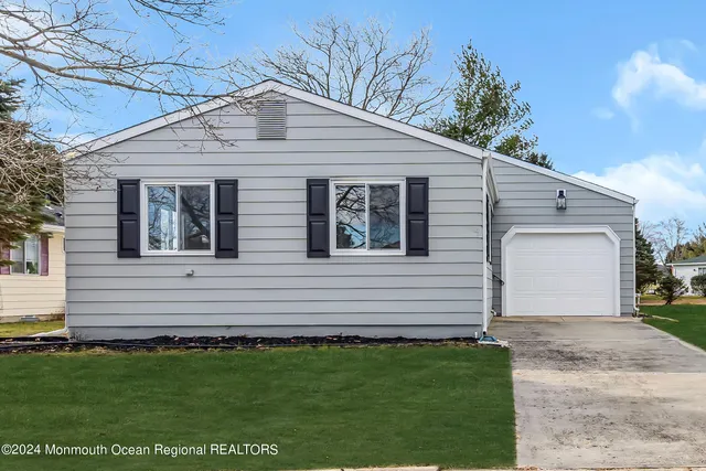 $419,000 | 8 Venezia Street, Toms River, NJ 08757