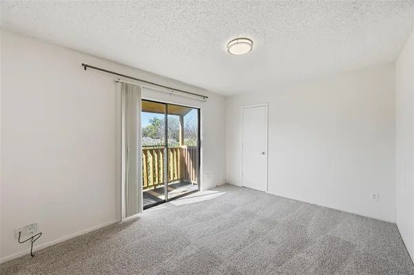 $1,275 | 504 Kings Way Drive, Unit C, Mansfield, TX 76063