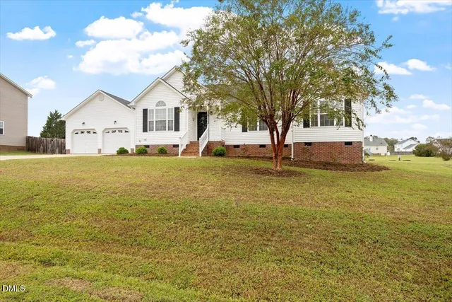 $419,500 | 7308 Messenger Drive, Willow Spring, NC 27592