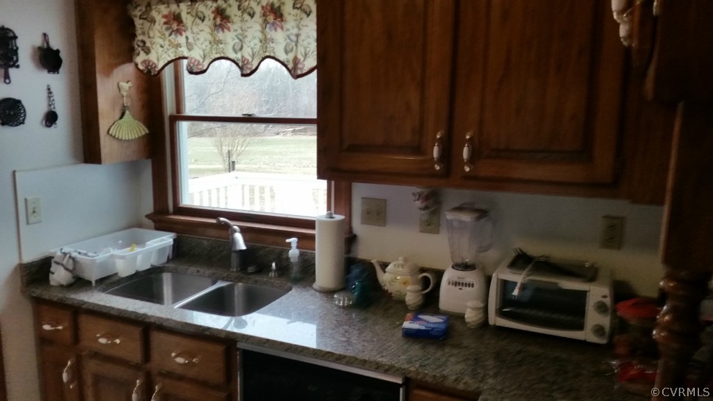 3651 Upshaw Road Aylett, VA 23009 - Photo 4 of 16 Gallery Image 4