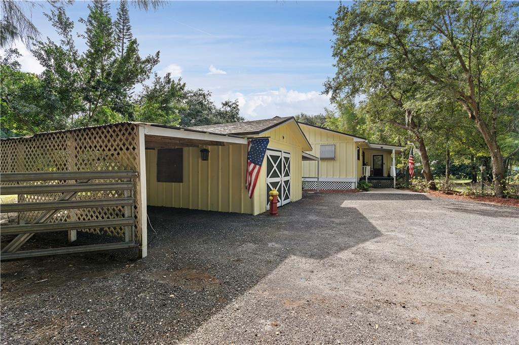 252 Southwest Salerno Road Stuart, FL 34997 - Photo 18 of 44 Gallery Image 18