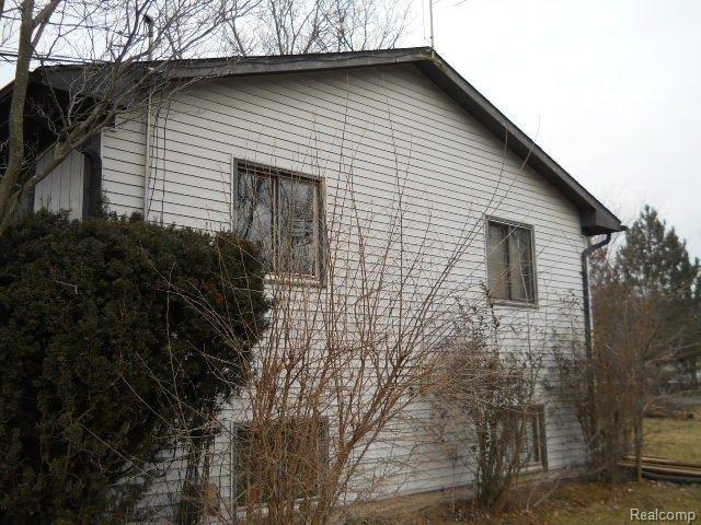 3079 Midvale Drive Rochester, MI 48309 - Photo 2 of 3 1-11 070.jpg