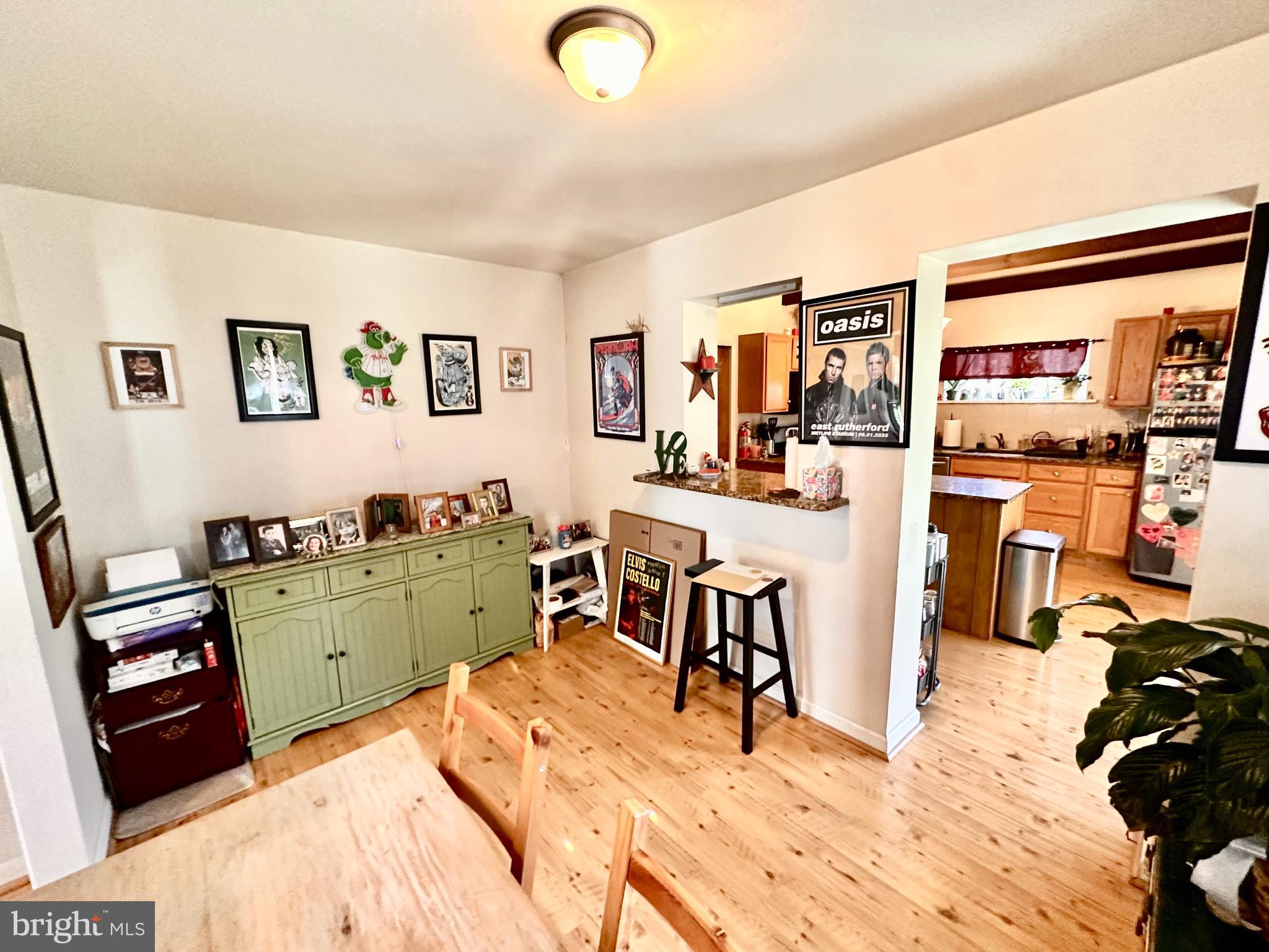904 Scotia Road Philadelphia, PA 19128 - Photo 10 of 25