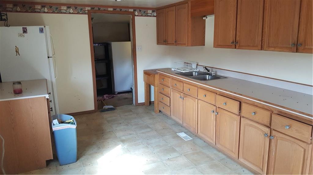 352 Slater Road Parker, PA 16049 - Photo 5 of 5 Gallery Image 5