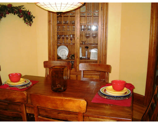 282 Waverly Road North Andover, MA 01845 - Photo 3 of 11 Gallery Image 3