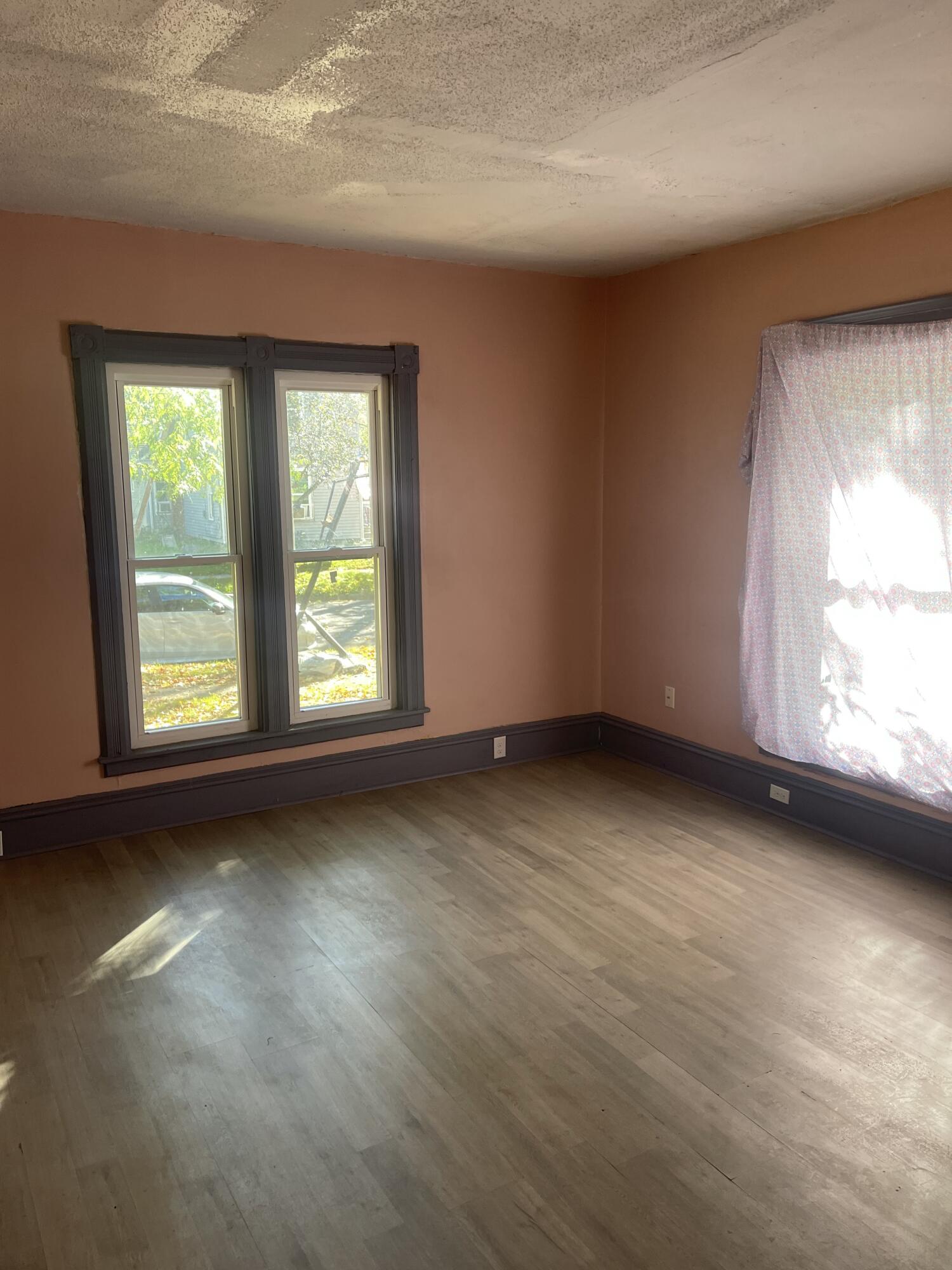 1034 Williams Street Jackson, MI 49203 - Photo 3 of 14 1000021900