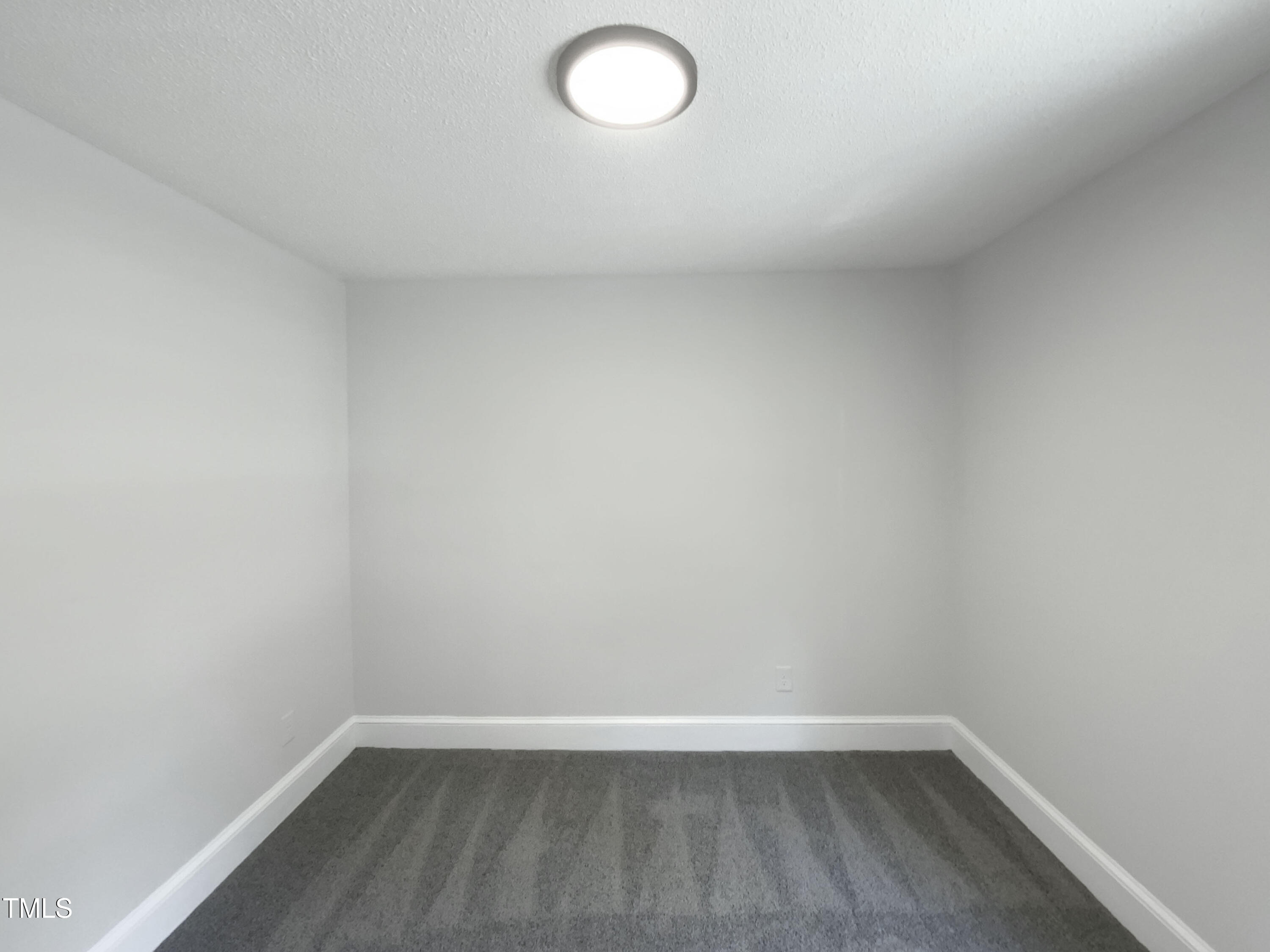 1405 Cross Link Road Raleigh, NC 27610 - Photo 14 of 18 listing_13