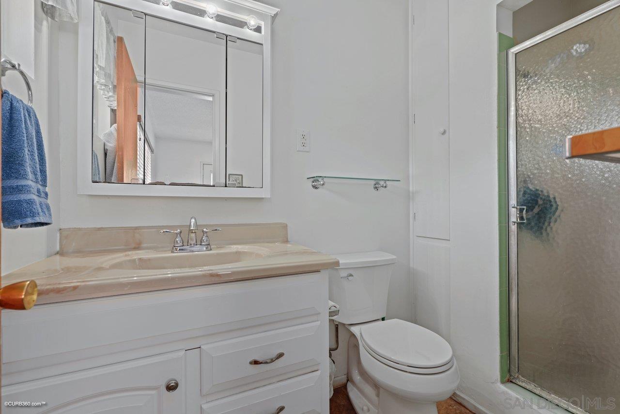 131 Stage Coach Lane Fallbrook, CA 92028 - Photo 15 of 25 Gallery Image 15