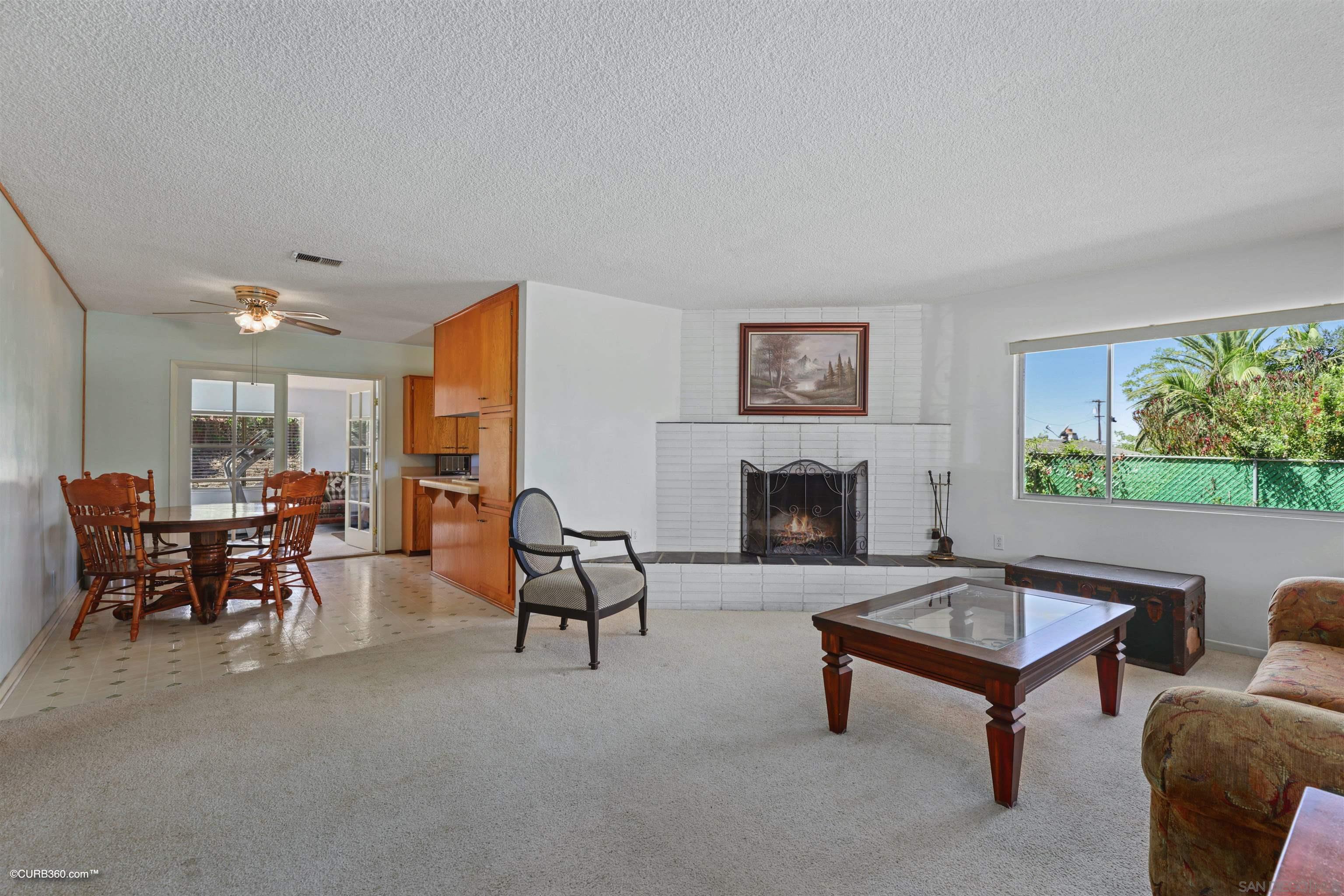 131 Stage Coach Lane Fallbrook, CA 92028 - Photo 5 of 25 Gallery Image 5