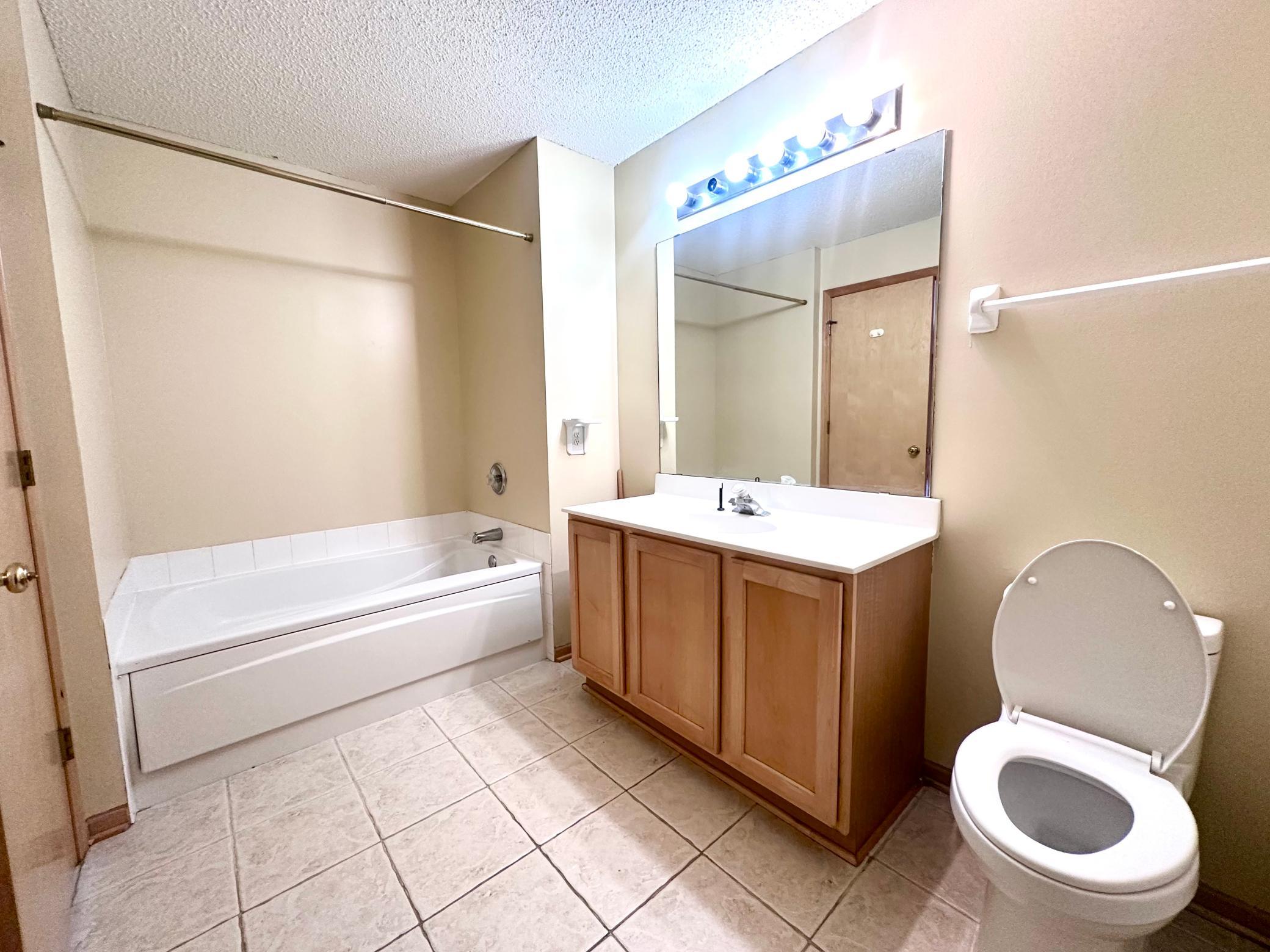 9410 Marshall Road Eden Prairie, MN 55347 - Photo 8 of 23